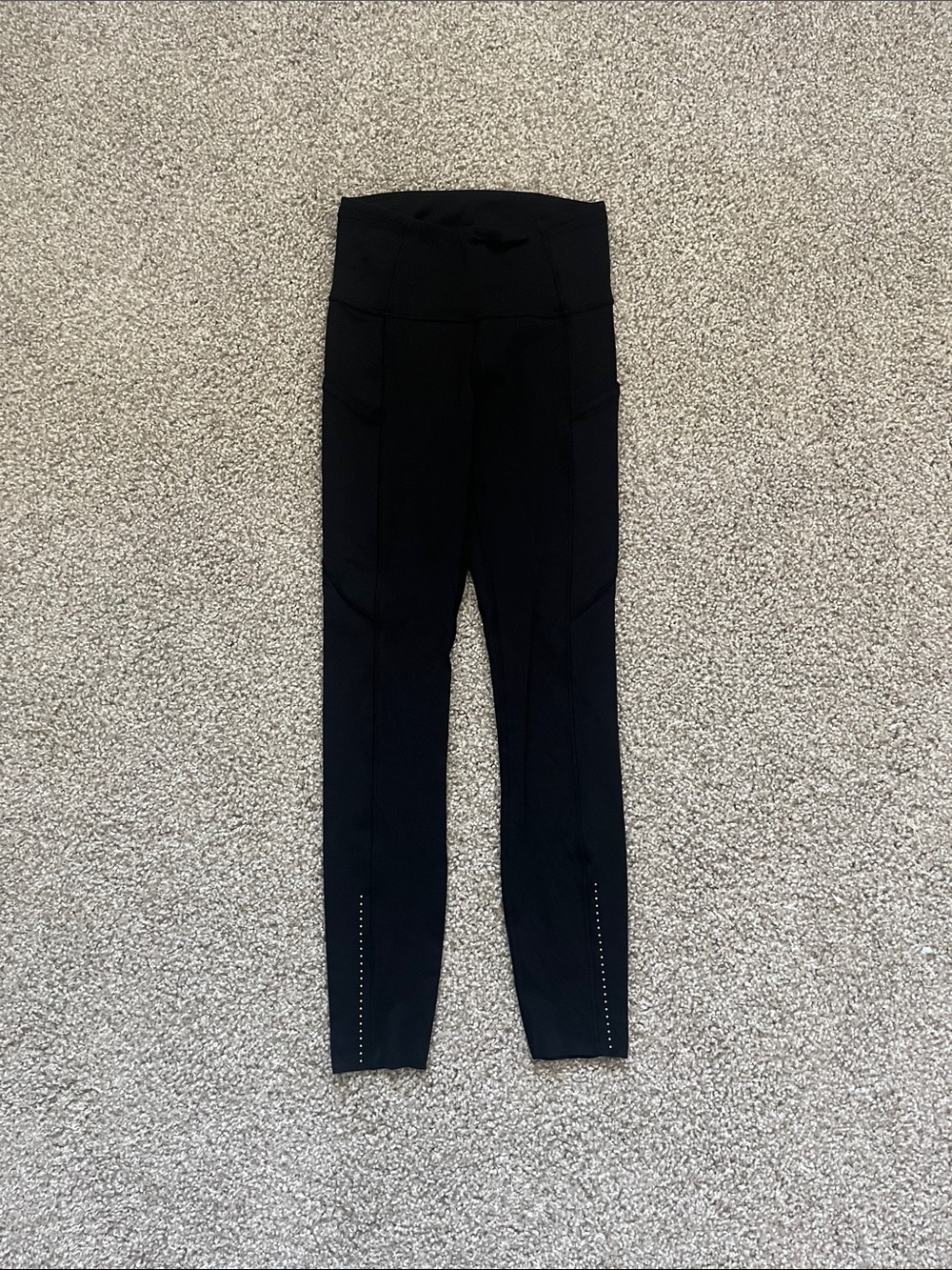 Lululemon Black Fast and Free 7/8 Tight Size 2